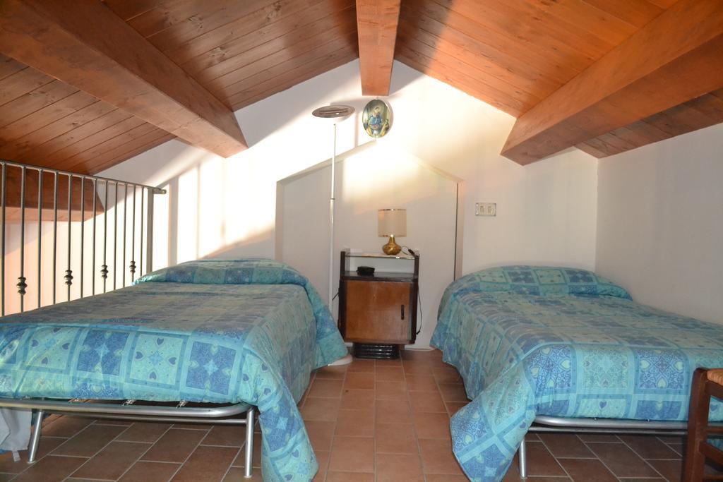Agriturismo Montorso Monte Rinaldo エクステリア 写真