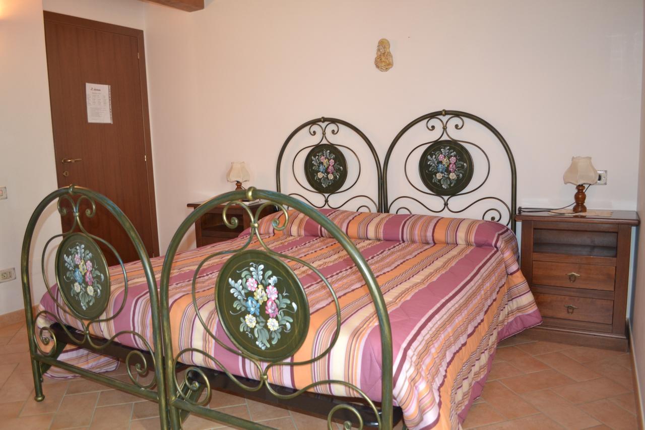 Agriturismo Montorso Monte Rinaldo エクステリア 写真
